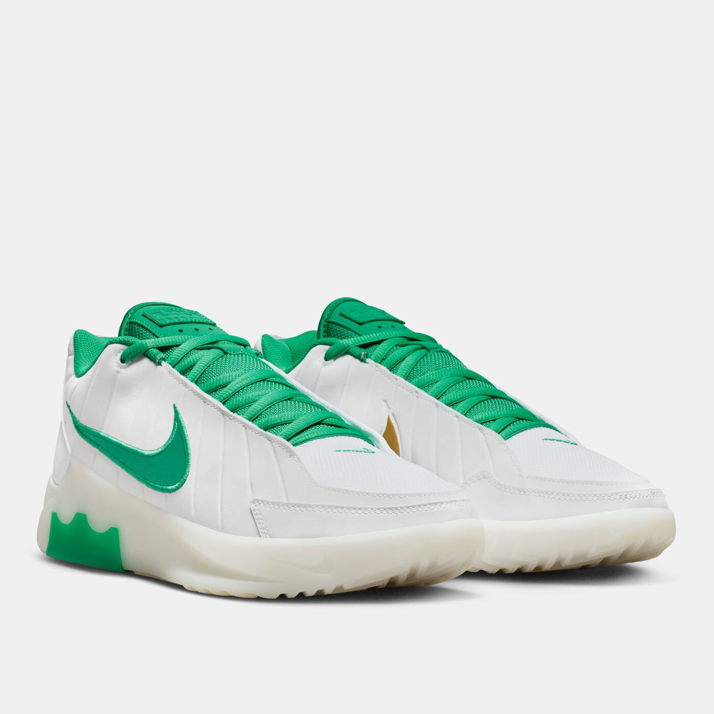 Men's LeBron Witness 9 Basketball Shoes