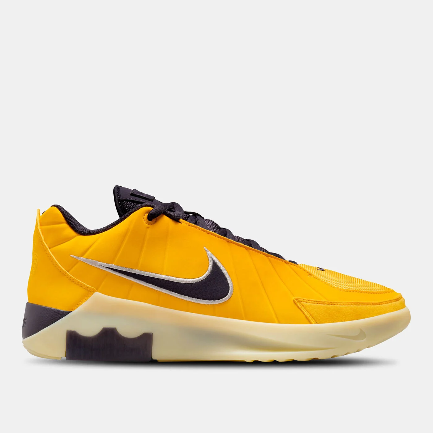 Men's LeBron Witness 9 Basketball Shoes