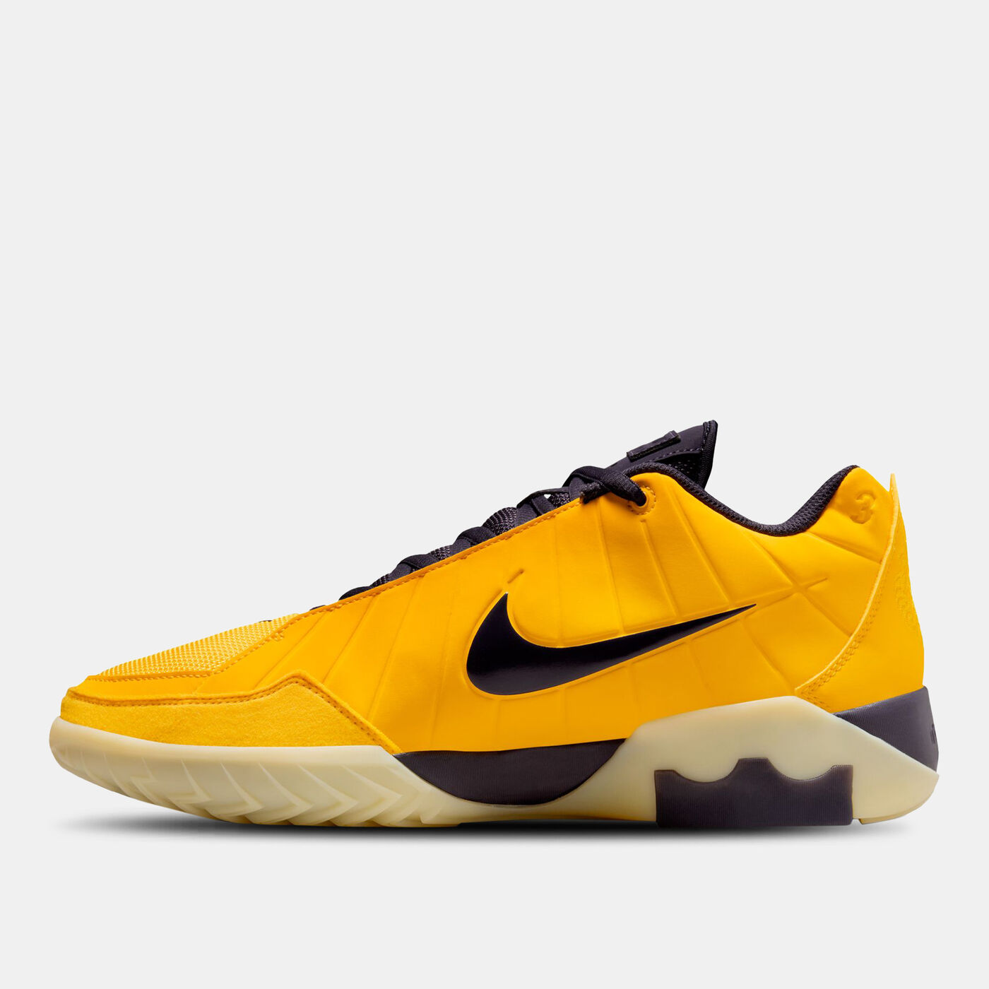 Men's LeBron Witness 9 Basketball Shoes