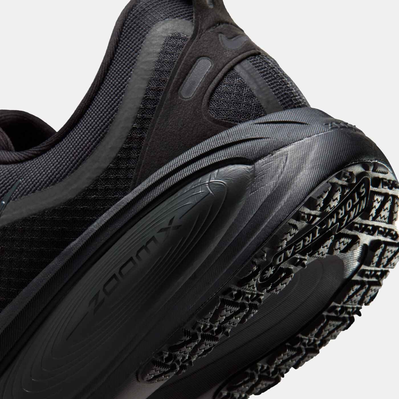 Men's Vomero 18 GORE-TEX Running Shoes