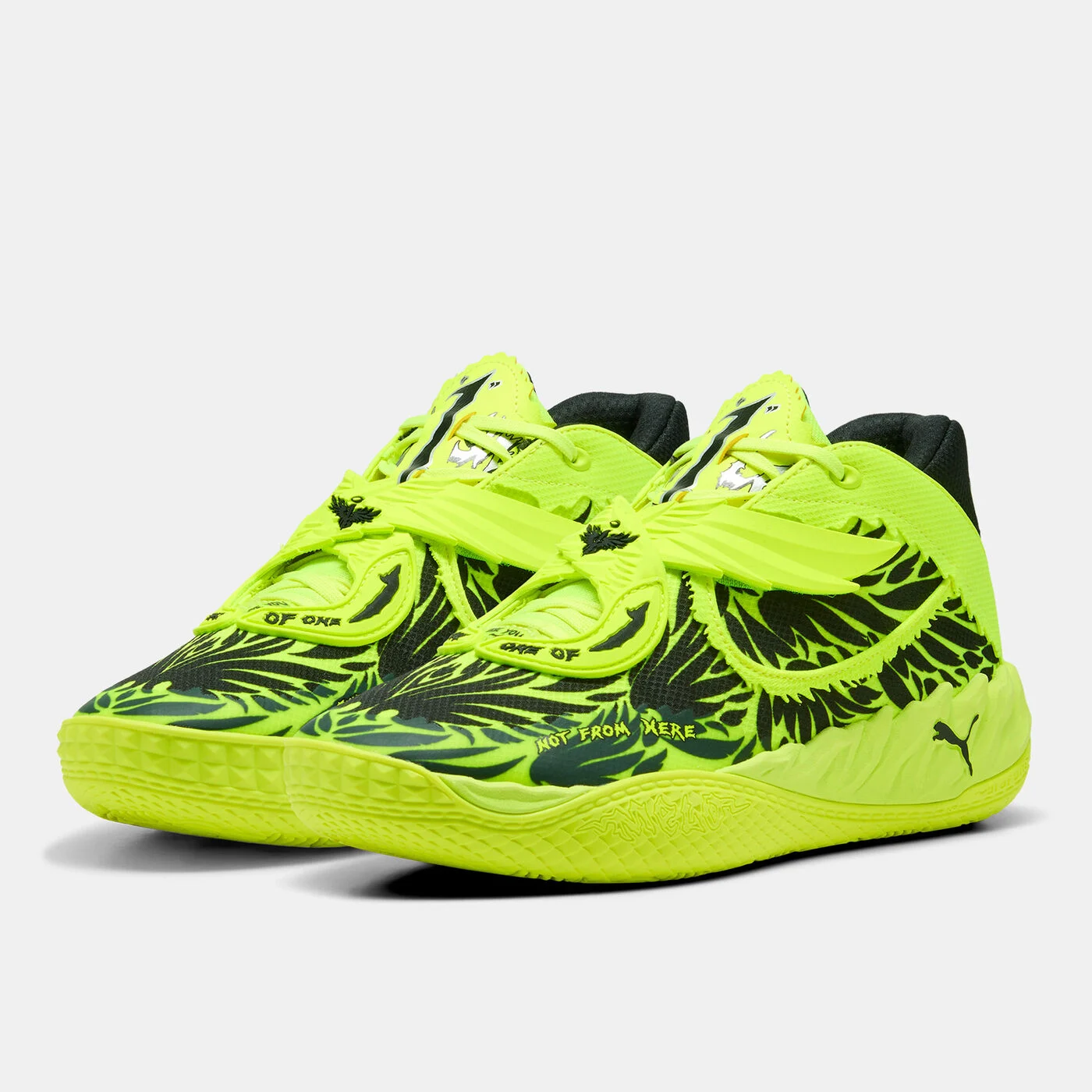 Kids' MB.05 Voltage Basketball Shoes