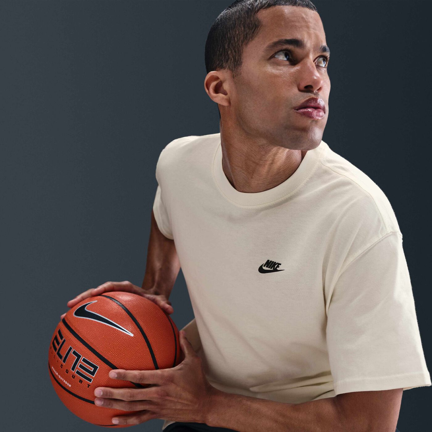 Men's Max90 Basketball Graphic T-Shirt