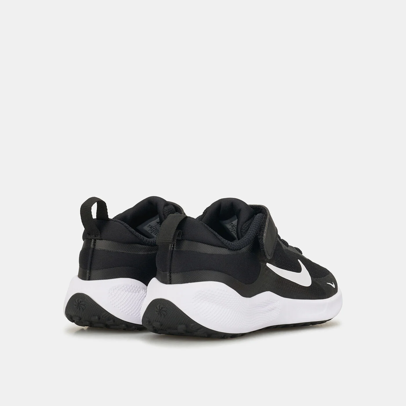 Kids' Revolution 7 Running Shoes