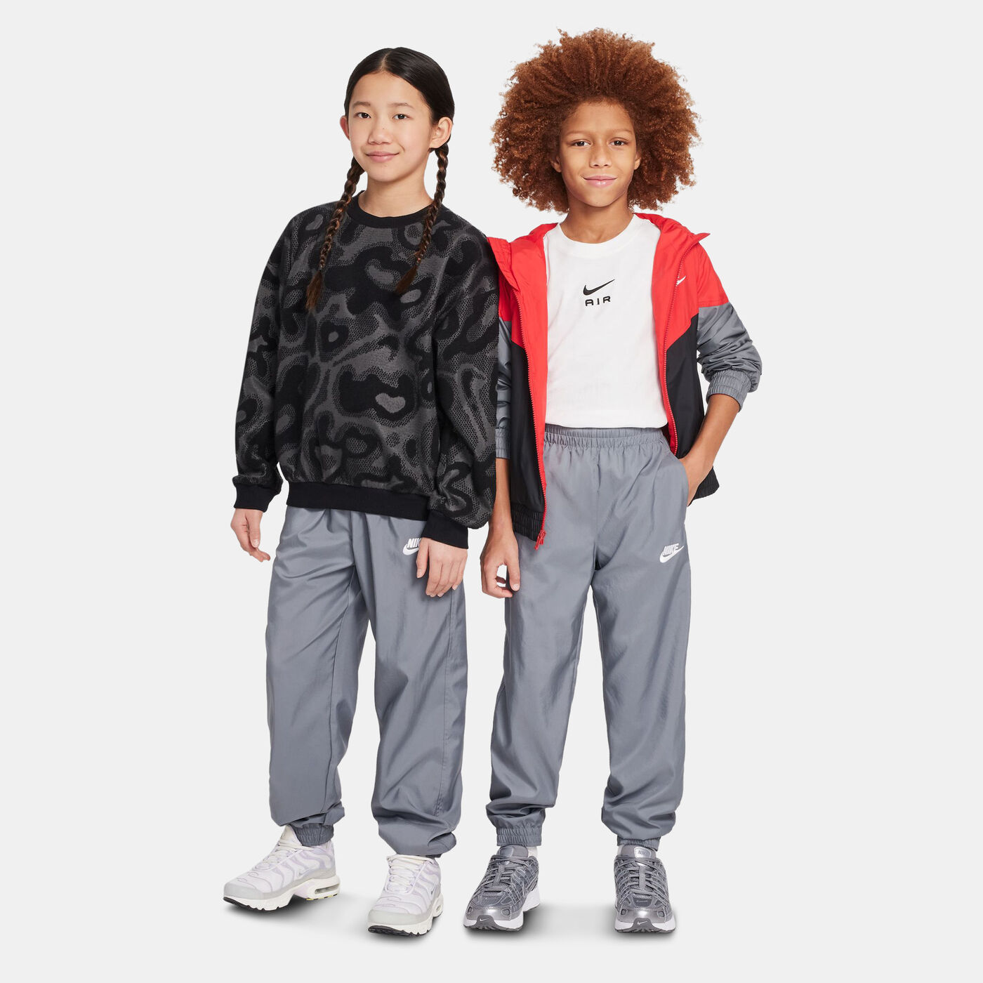 Kids' Sportswear Club Woven Joggers
