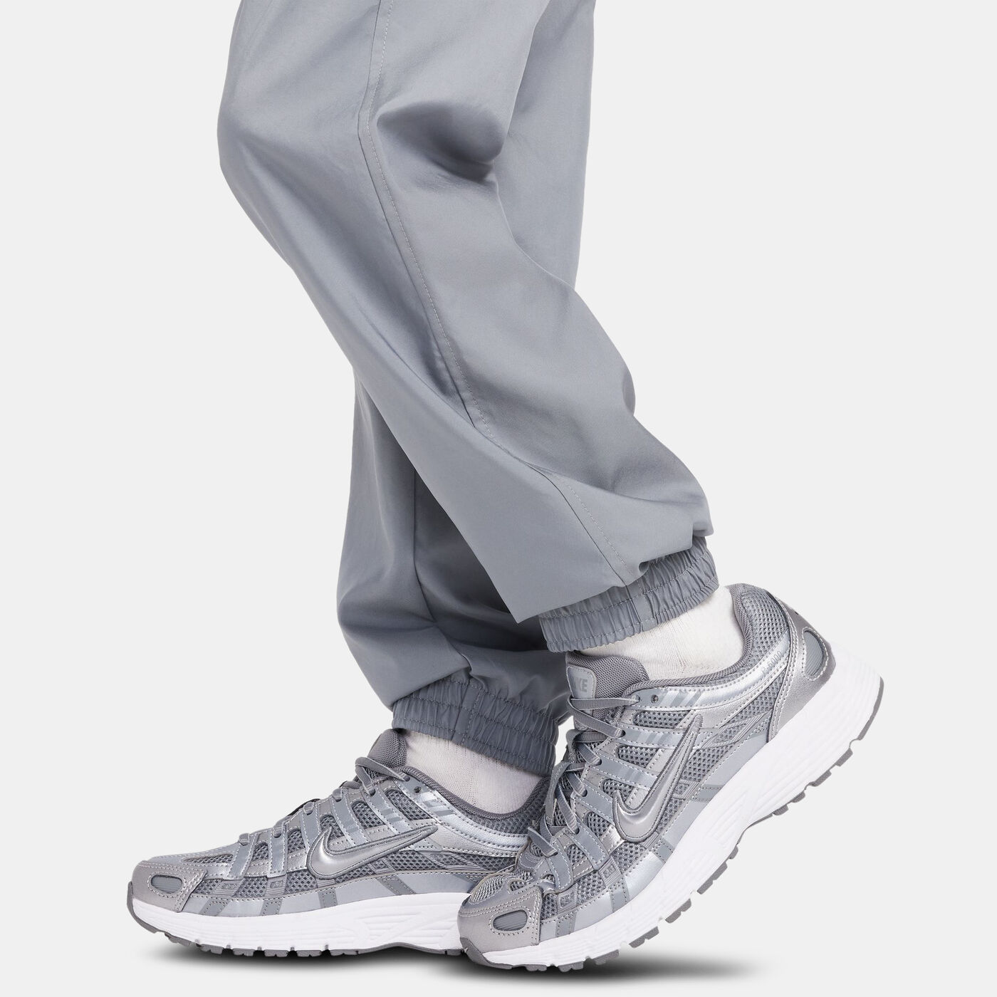 Kids' Sportswear Club Woven Joggers