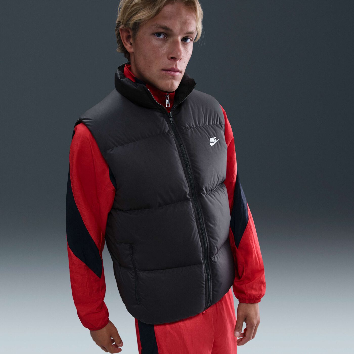 Men's Sportswear Club Therma-FIT Puffer Vest