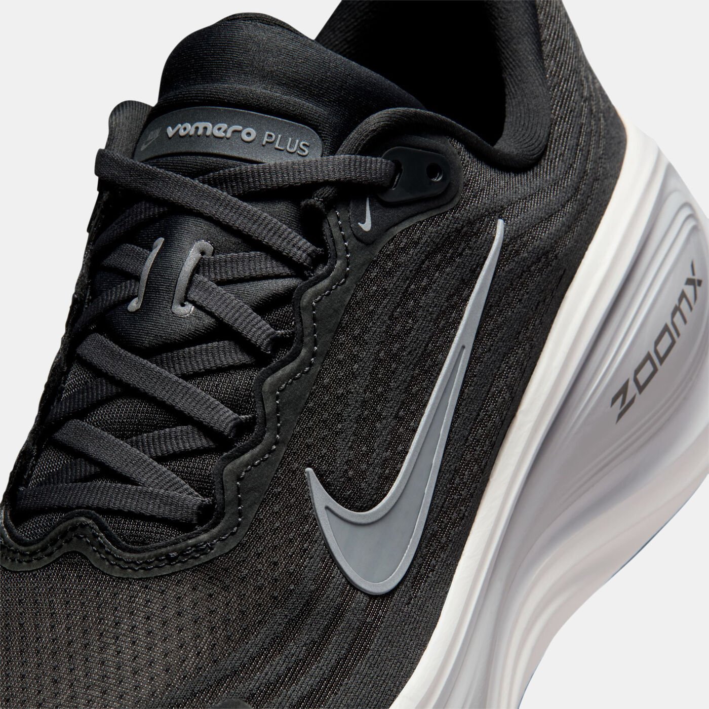 Men's Vomero Plus Road Running Shoes