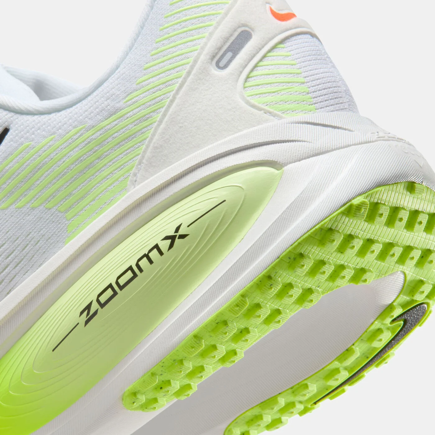 Men's Vomero 18 Road Running Shoes