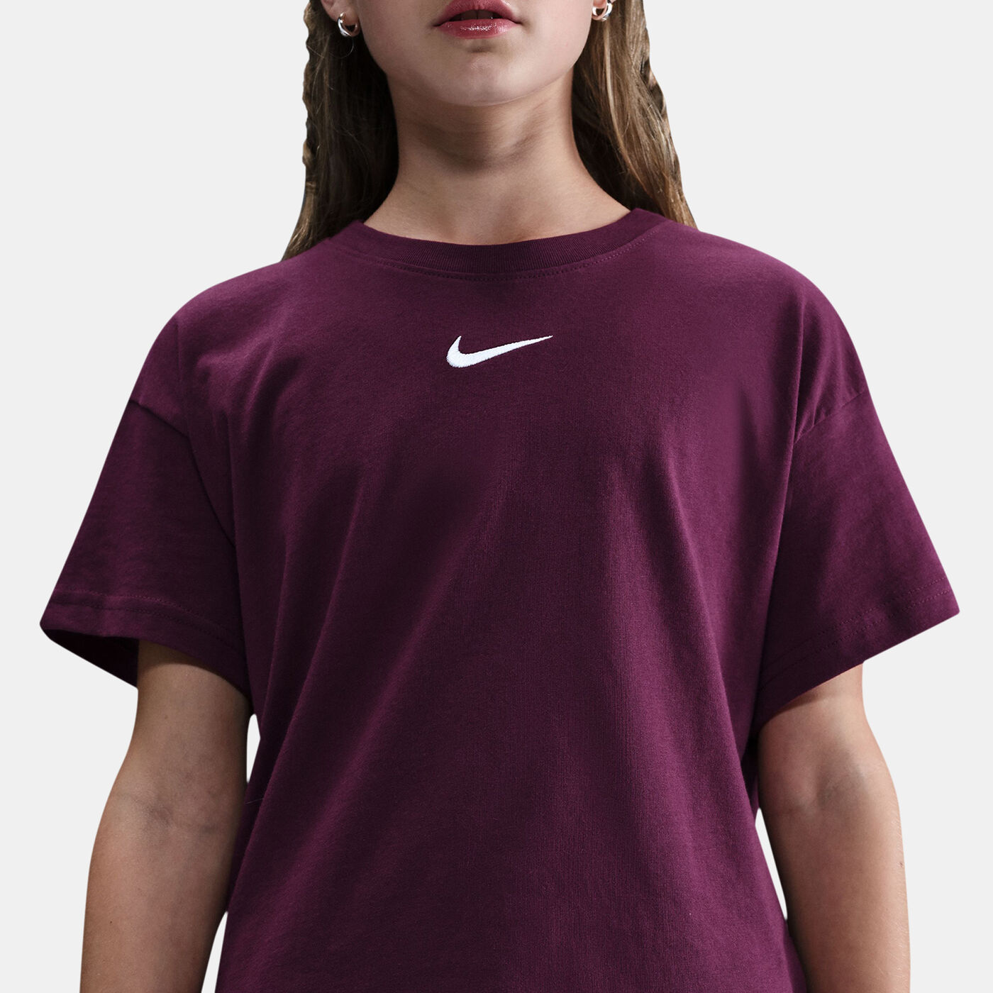 Kids' Sportswear Essential T-Shirt (Older Kids)