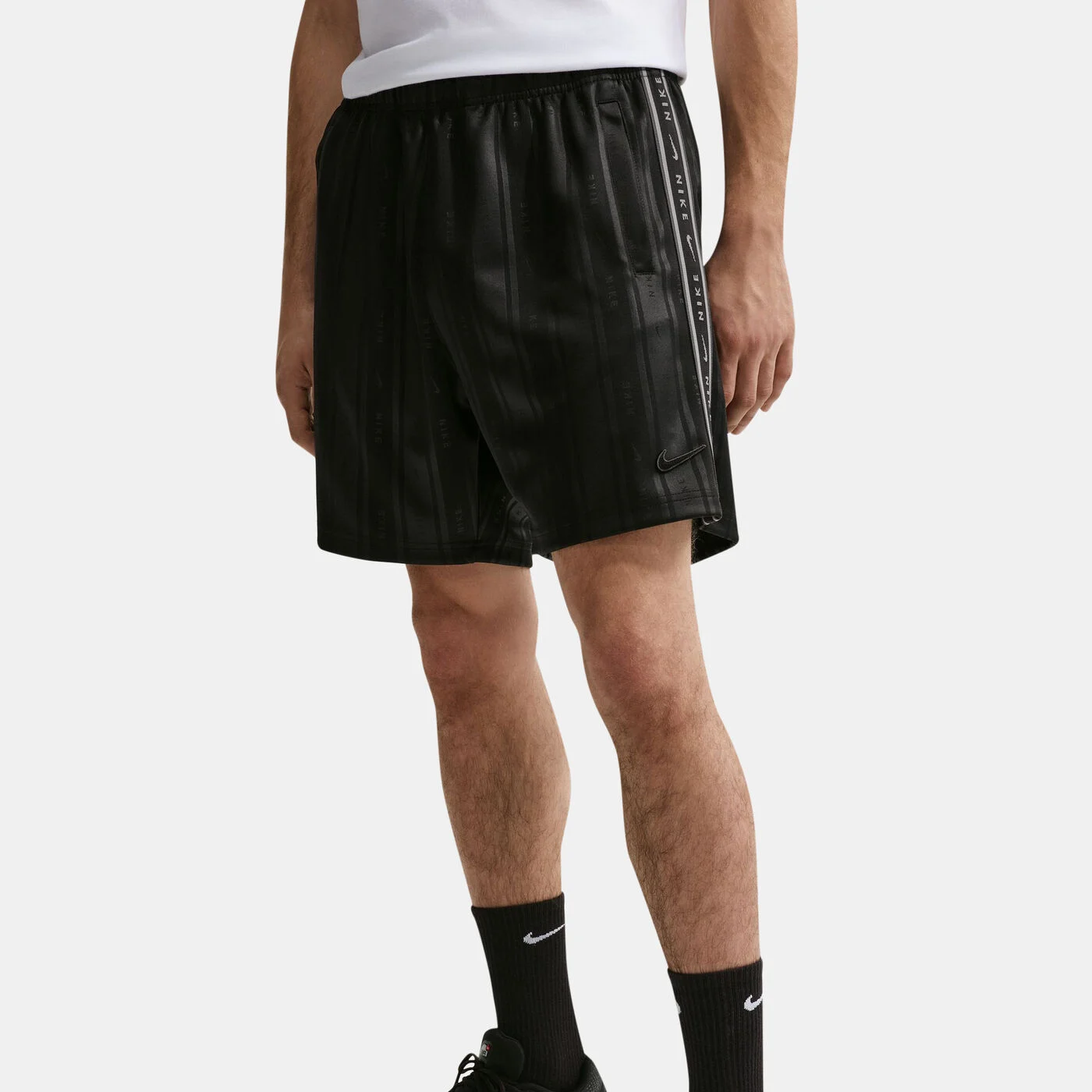 Men's Sportswear Solo Swoosh Shorts
