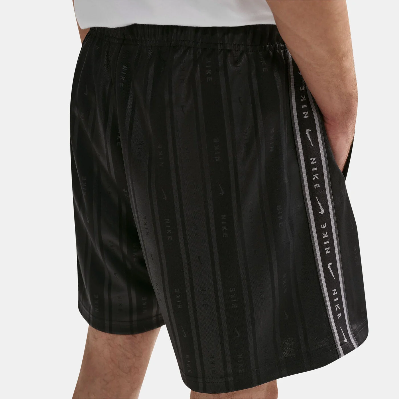 Men's Sportswear Solo Swoosh Shorts