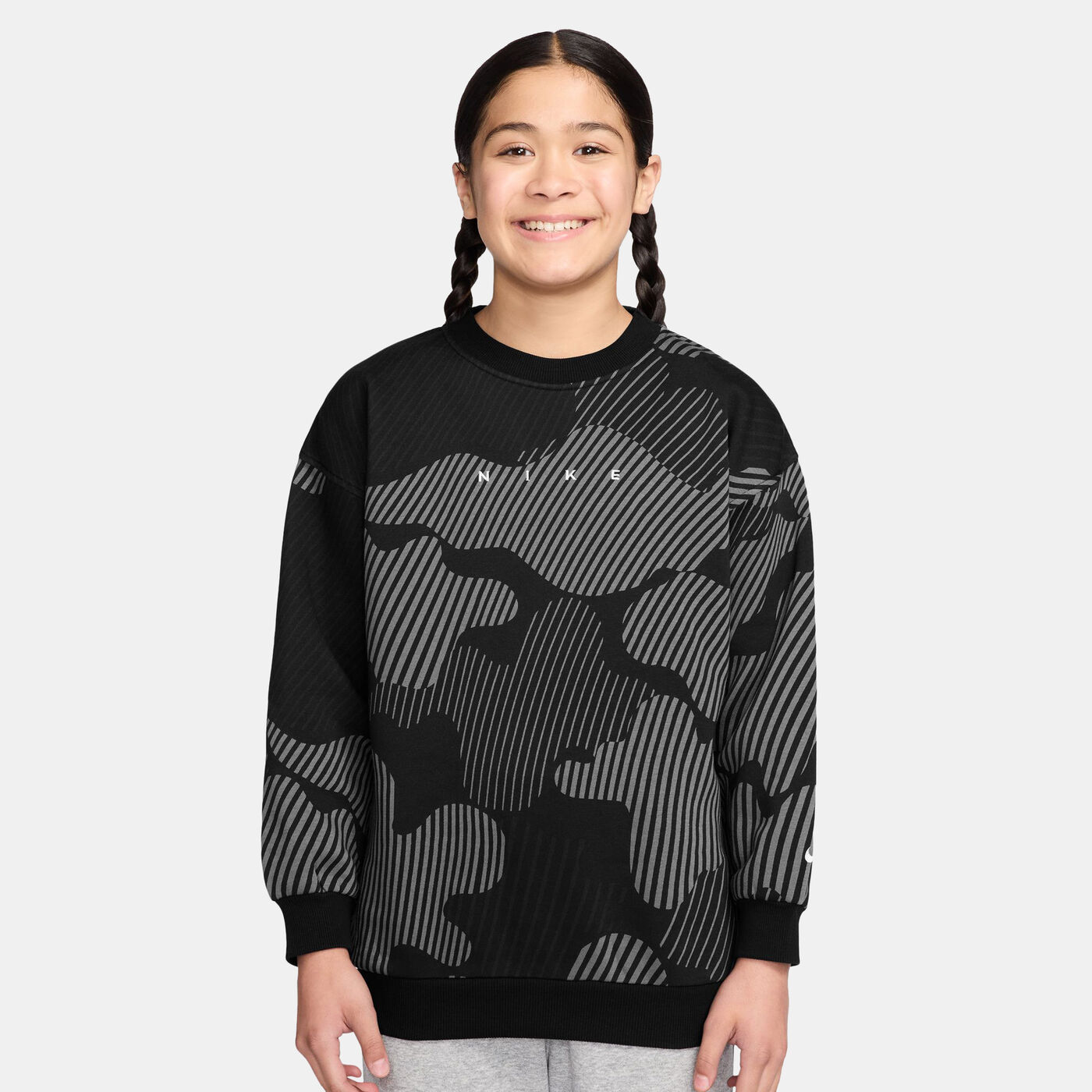 Kids' Sportswear Club Boxy Sweatshirt (Older Kids)