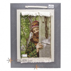 تابلو فرش دستباف دختر ترکاشوند کد 901408