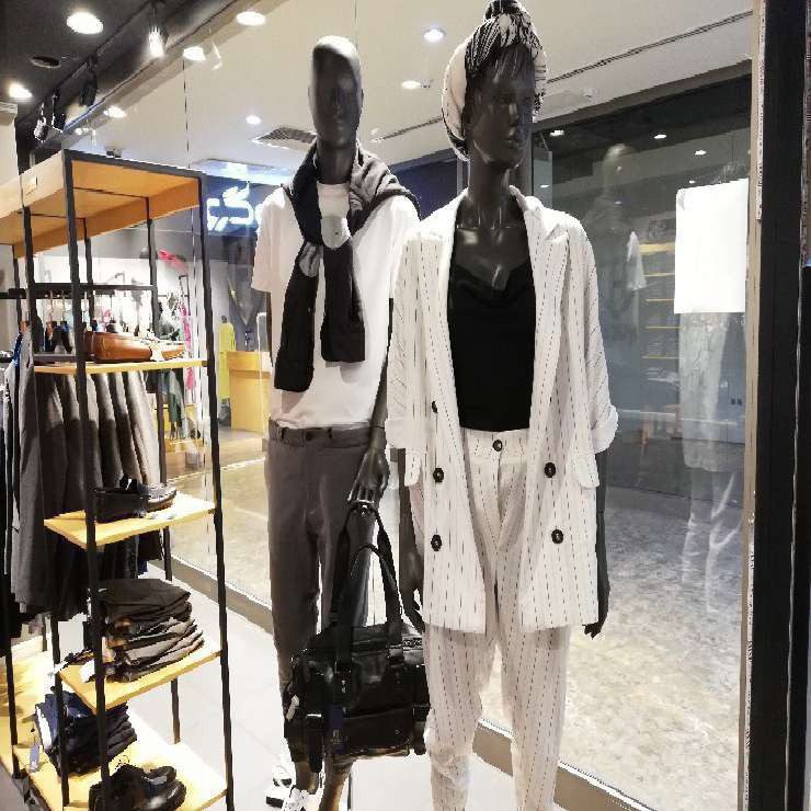 فروشگاه هوگرو آرن