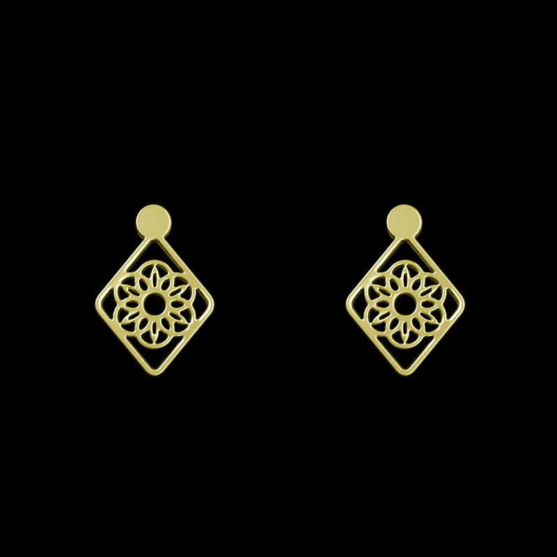 گوشواره طلا 18 عیار زنانه مدوپد مدل گل کد GA1-10723
