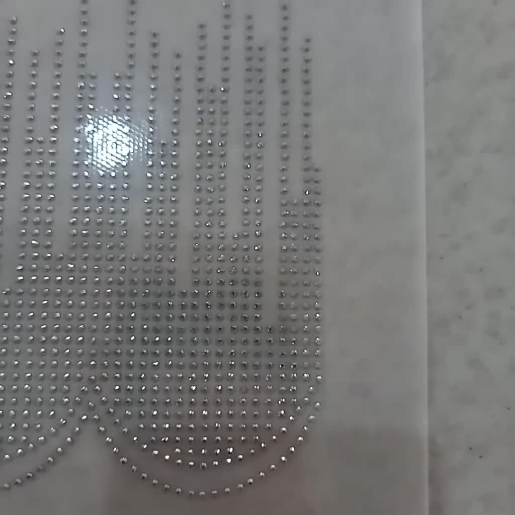 نگین اکسسوری حرارتی اسپرت طرح شعله دالبوری . چادر . نگین چادر . مانتو . نگین چسبی . جوراب . ساق