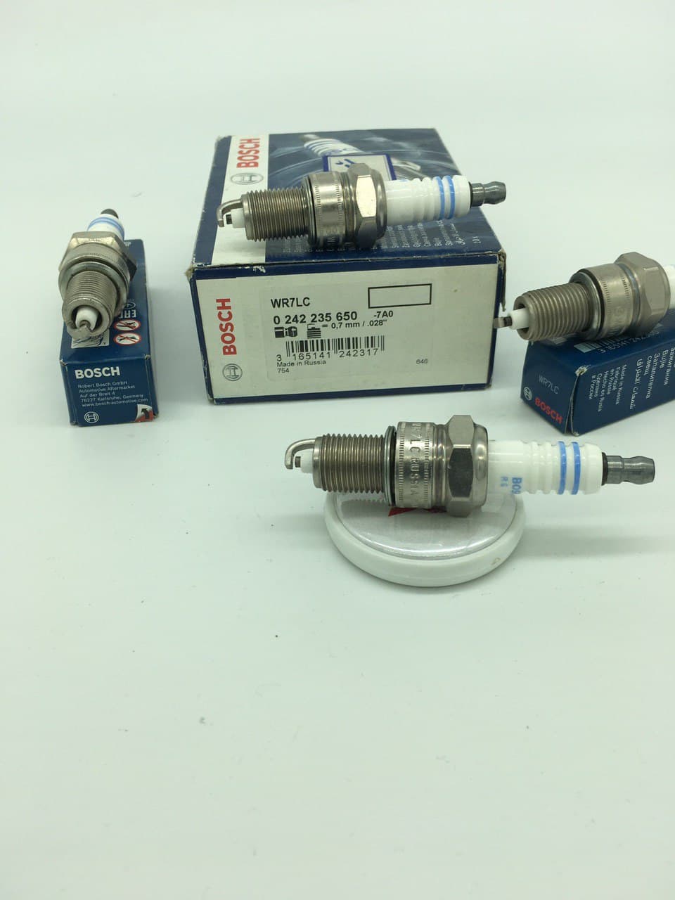 شمع بوش کاربراتوری BOSCH WR7LC(یک عدد)