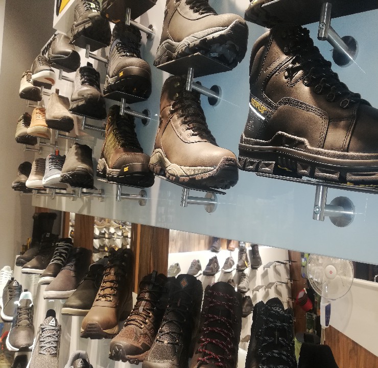 تصویر 6 فروشگاه CAT - Reebok