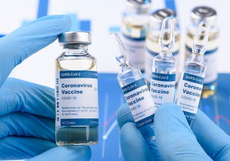 بزرگترین محموله واکسن کرونا وارد کشور می‌شود