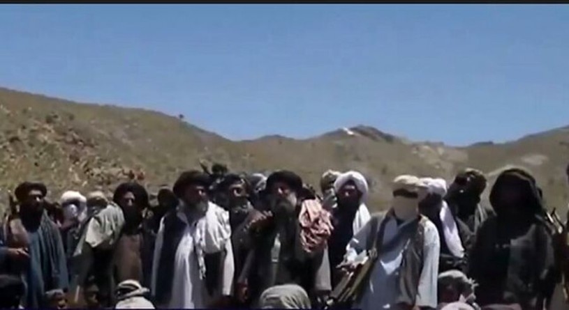 حمله هوایی آمریکا به طالبان