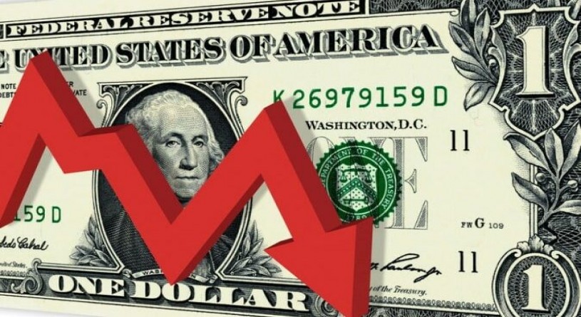 دو علت مهم افت قیمت دلار
