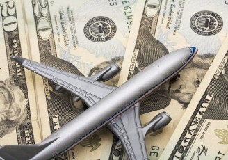 ممنوعیت فروش دلاری بلیت هواپیما به اتباع خارجی